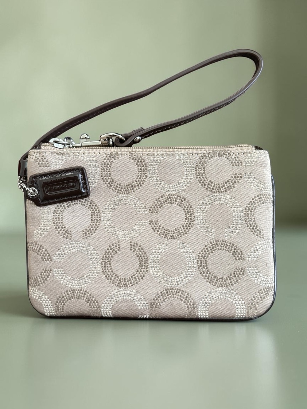 COACH Y2K Two-Tone Monogram Rounded Wristlet NWOT - Tan & Chocolate Brown